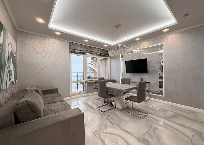 Apartment 16 Kamanina 2-bedrooms Odesa