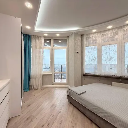 아파트 16 Kamanina 2-bedrooms 오데사
